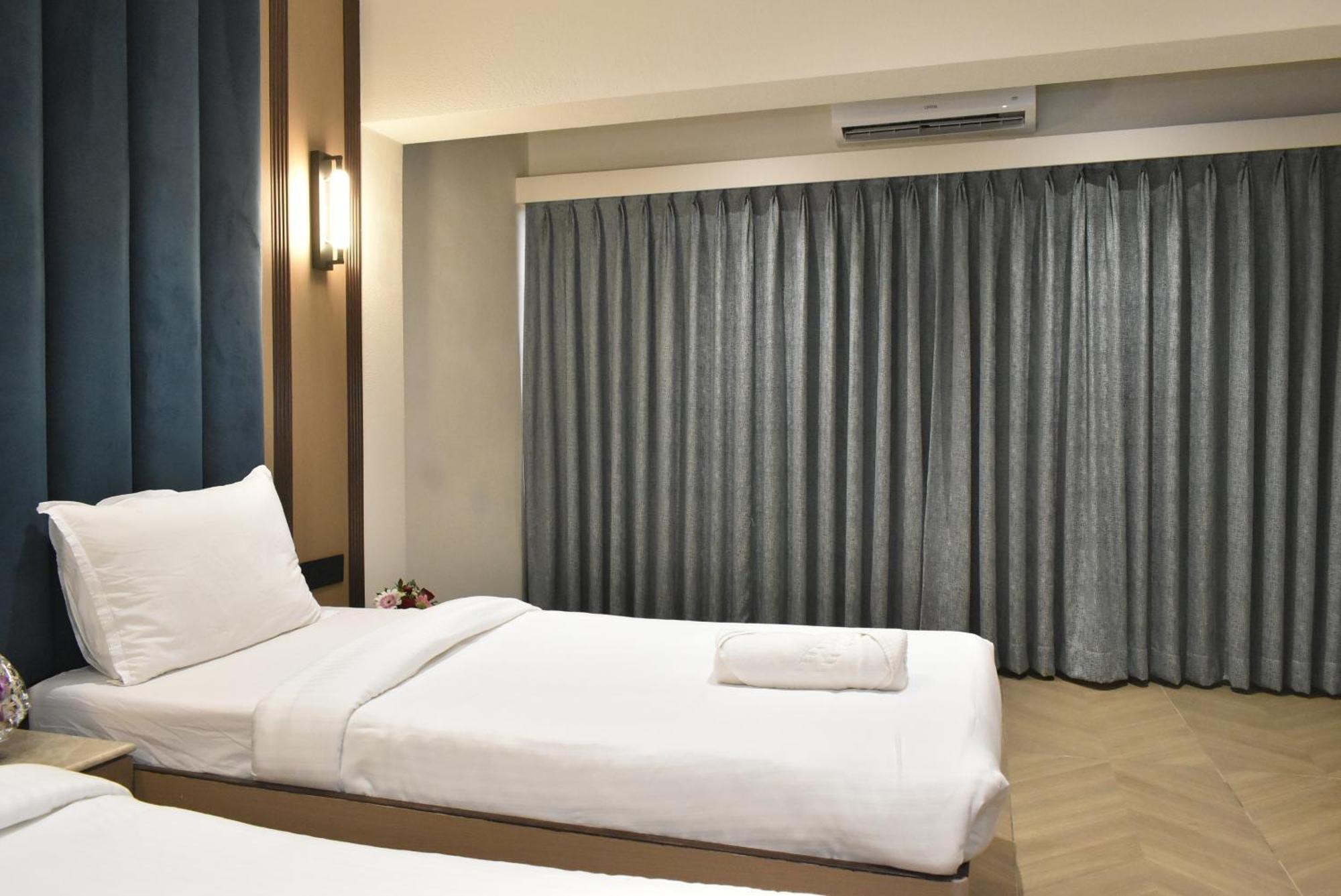 Hotel Supreme Vāsco Da Gāma Dış mekan fotoğraf