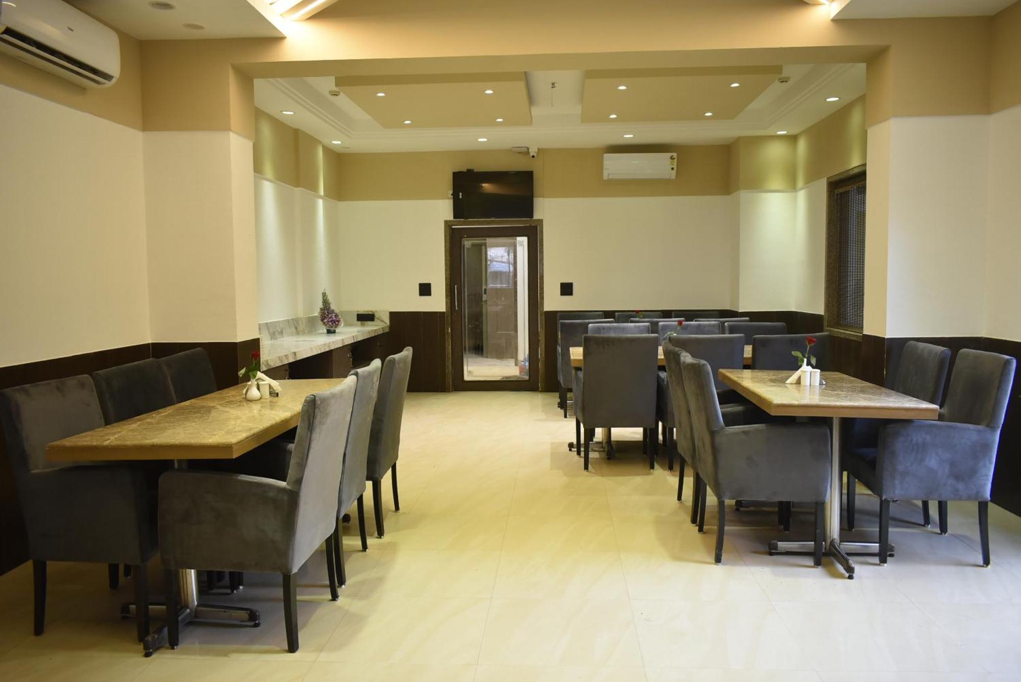 Hotel Supreme Vāsco Da Gāma Dış mekan fotoğraf